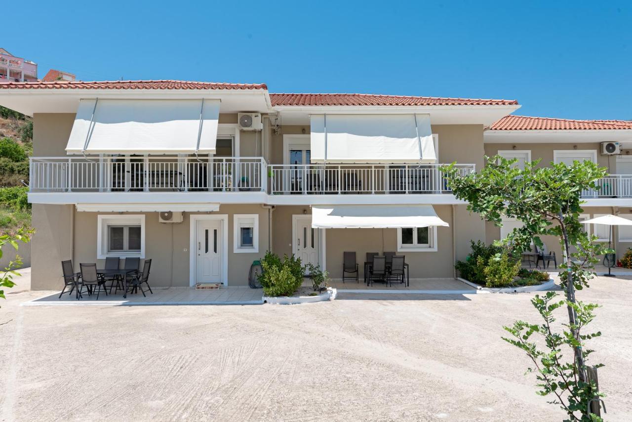 Lagadi Apartment 8 Ласси Экстерьер фото